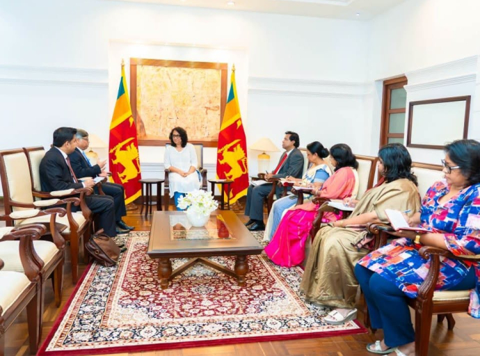 தெற்காசிய பிராந்திய ஒத்துழைப்பு அமைப்பின் (SAARC) செயலாளர் நாயகம் விடைபெற்றுச் செல்வதற்காகப் பிரதமரைச் சந்தித்தார்