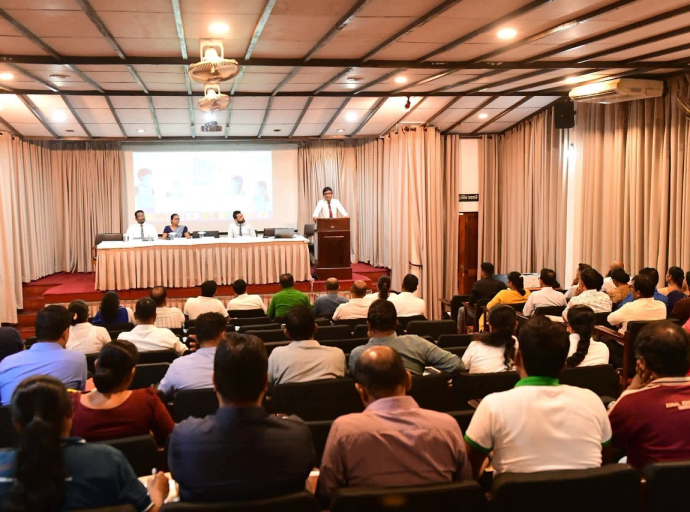 'Ethics in Action – NextGen Leaders' பாடசாலை மாணவர்களை இலக்காகக் கொண்ட தலைமைத்துவ மற்றும் ஆளுமை அபிவிருத்தி தேசிய வேலைத்திட்டத்தின் பயிற்றுவிப்பாளர்களுக்கான பயிற்சித் திட்டம் கொழும்பில்...