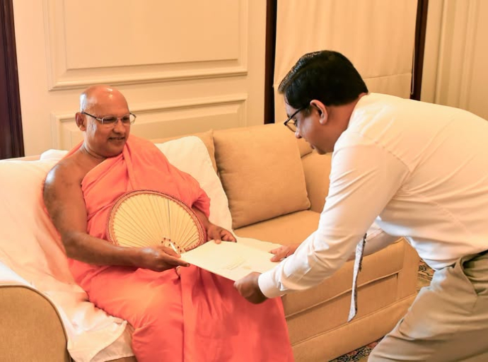 களனிப் பல்கலைக் கழகத்தின் புதிய வேந்தராக அதிவணக்கத்திற்குரிய நாரம்பனாவே ஆனந்த தேரர் நியமனம்