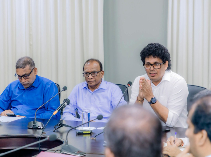 கூட்டுறவுச் சங்கங்களுக்குச் சொந்தமான எரிபொருள் நிரப்பு நிலையங்கள் எதிர்நோக்கும் பல்வேறு பிரச்சினைகளைத் தீர்ப்பது தொடர்பான விசேட கலந்துரையாடல்