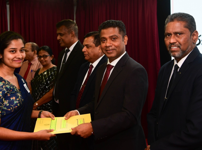 228 பொதுச் சுகாதார முகாமைத்துவ உதவியாளர்களுக்கான (PHMA) நியமனம் கையளிப்பு