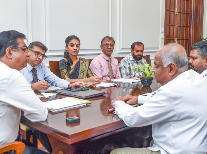 ஜனாதிபதியின் செயலாளருக்கும் மாற்றுத்திறனாளிகள் சமூகத்திற்கும் இடையில் சந்திப்பு