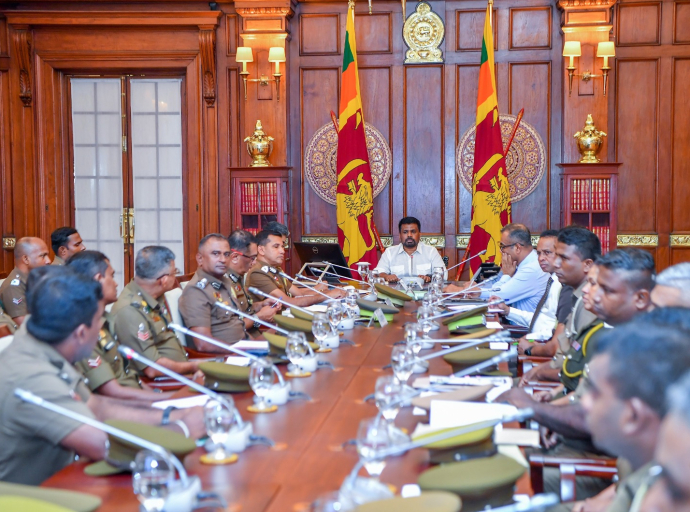 ஜனாதிபதி மற்றும் சிறைச்சாலைத் திணைக்கள அதிகாரிகளுக்கு இடையில் சந்திப்பு